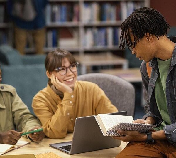 นักศึกษา Siam Techno คว้ารางวัล [ชื่อรางวัล]